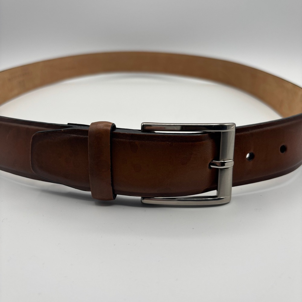 Trafalgar Leather Belt Mens‎ Size 40 Light Brown Silver Buckle Dress Belt *FLAW